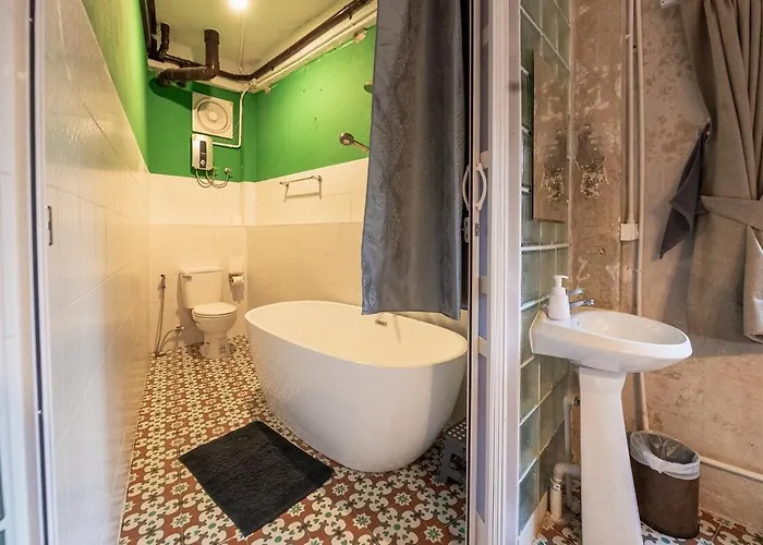 Sao Chingcha Near Khao San Road Mrt 3 Bathtub *