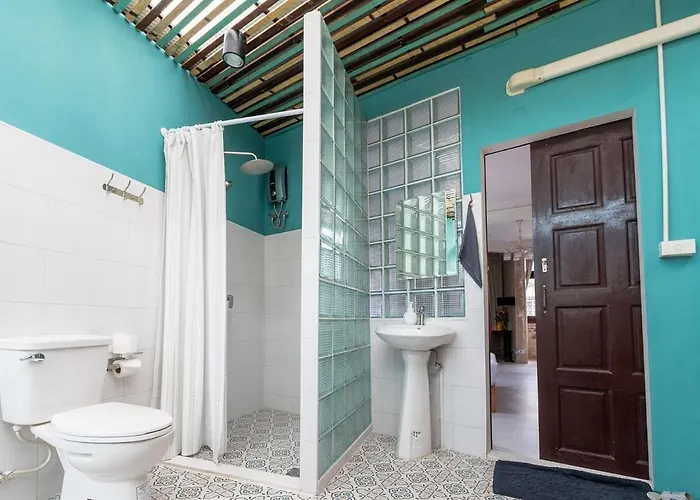 Sao Chingcha Near Khao San Road Mrt 3 Bathtub 曼谷