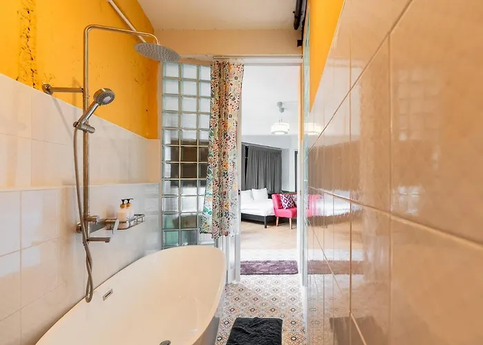 Sao Chingcha Near Khao San Road Mrt 3 Bathtub * 曼谷